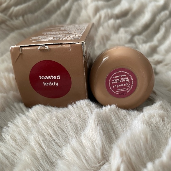 Rhode pocket blush toasted teddy - Picture 4 of 4